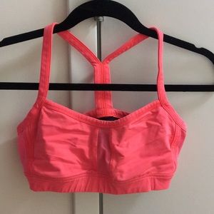 Lululemon sports bra